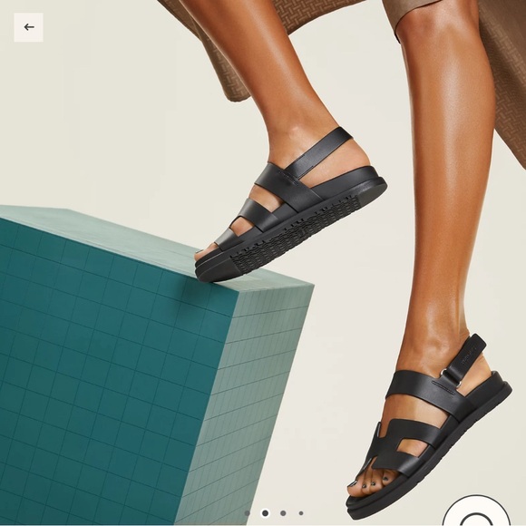 Hermes Genius Sandal in Black - Picture 2 of 6